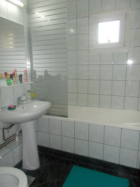 Colentina, 3 camere inchiriere cu parcare inclusa