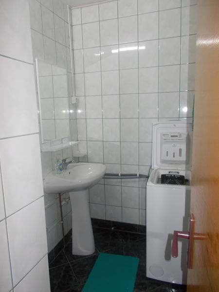 Colentina, 3 camere inchiriere cu parcare inclusa